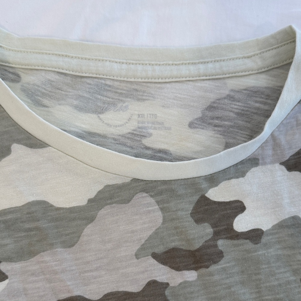 Aerie Green Camouflage Short Sleeve Tee - Picture 3 of 3